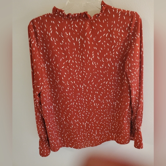 Womens Size L Blouse Rust colored. - Picture 3 of 4